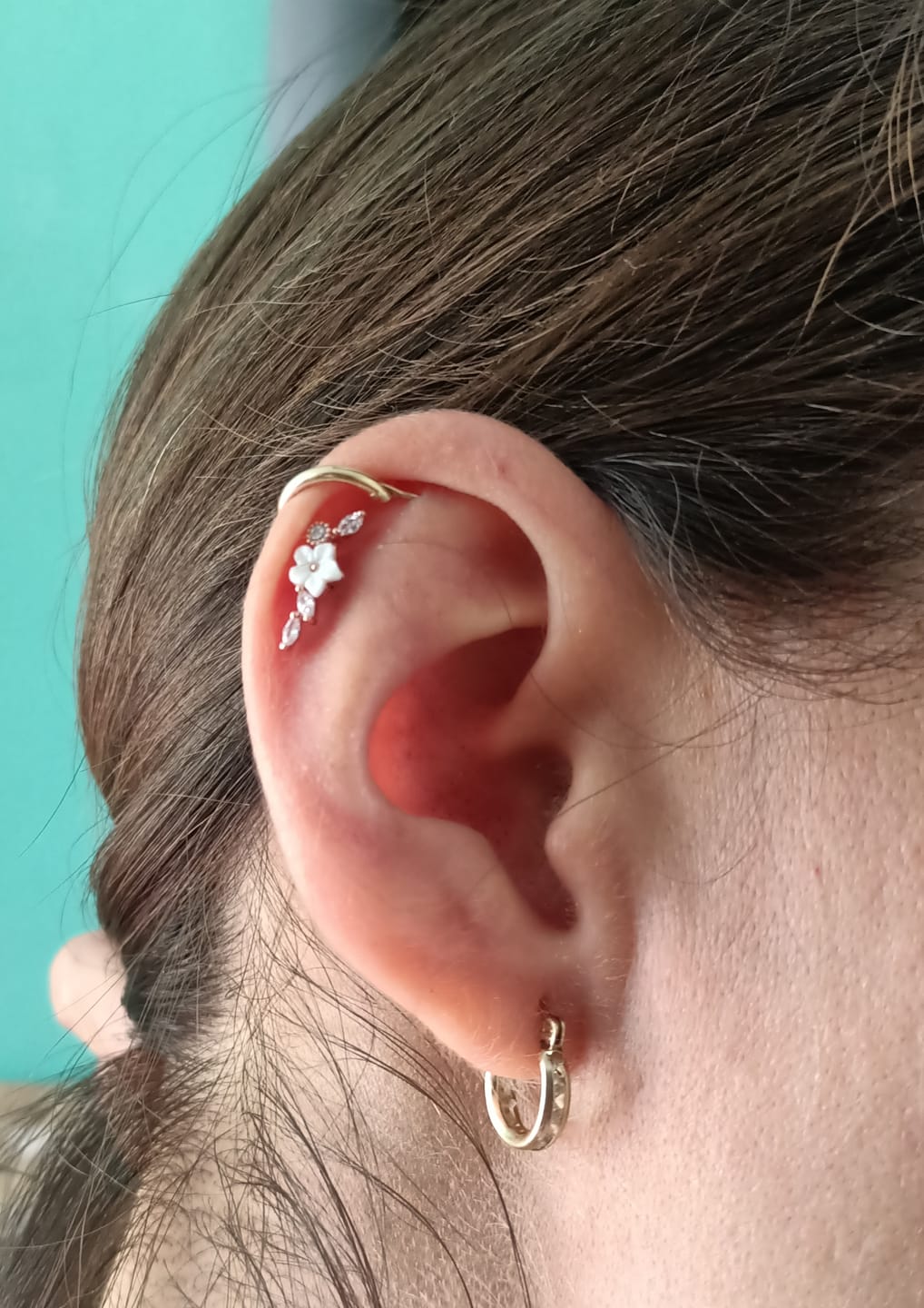 Customer photo review of Piercing de Florecita con Zirconias
