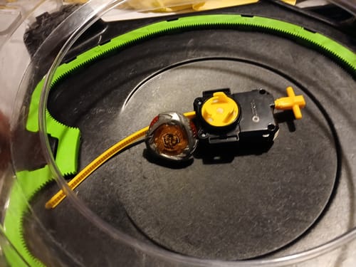 Customer photo review of [Pre-Order] Takara Tomy Beyblade X UX-14 ScorpioSpear 0-70Z Starter