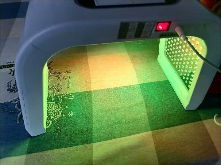 Customer photo review of LUMYHEALTH™ LED Light Therapy Machine