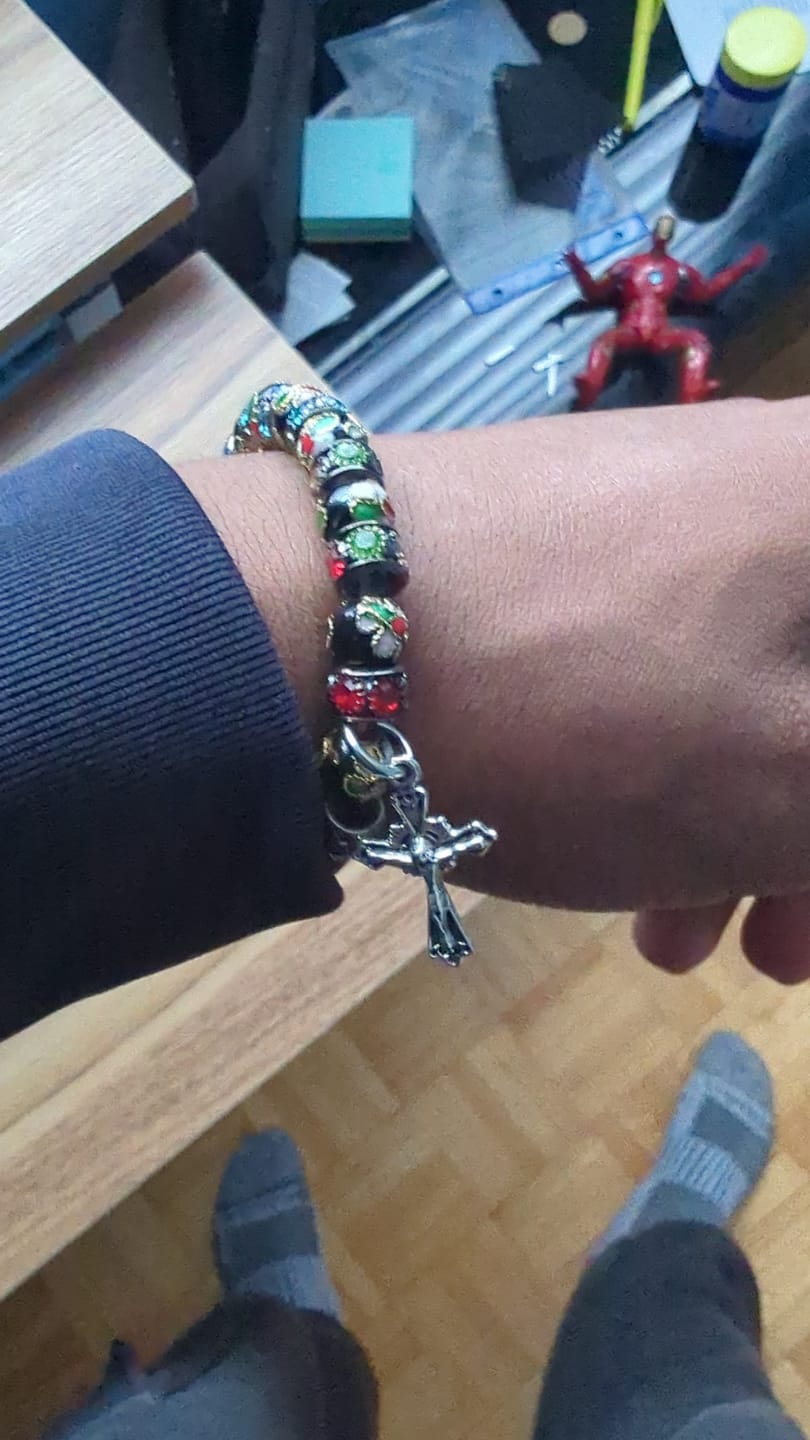 Customer photo review of FREE Today: Handcrafted Cloisonné Beads Timeless Faith Bracelet: A Testament of Christ's Presence