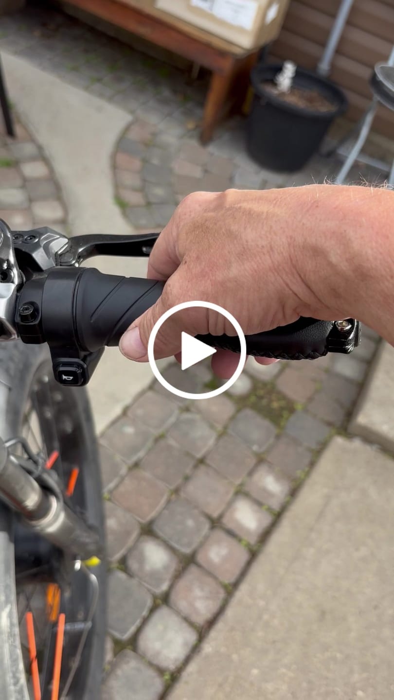 Customer video review of Twist Throttle with Grips