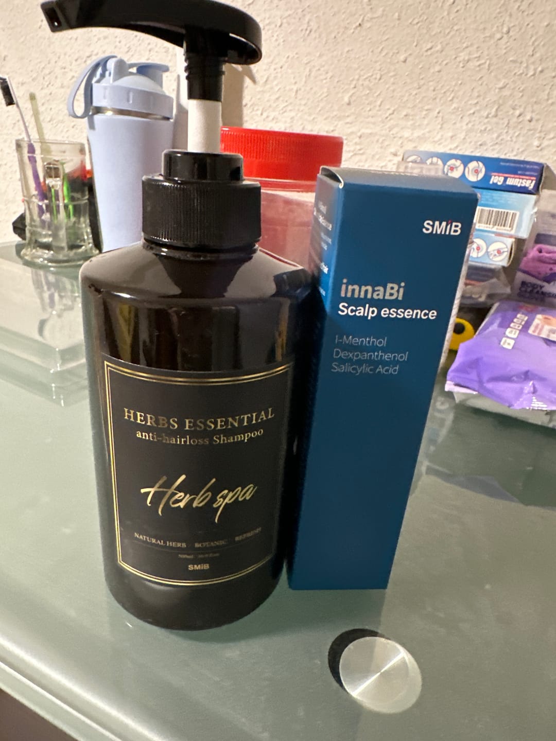 Customer photo review of [SMiB] - Anti Aging Herbs Essential Anti-hair Loss Shampoo - Vegan and Sulfate free 500ml