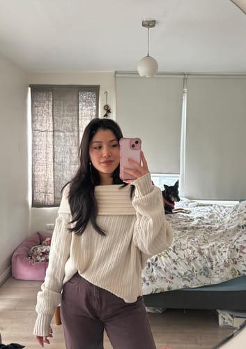 Customer photo review of SWEATER LINA CRUDO