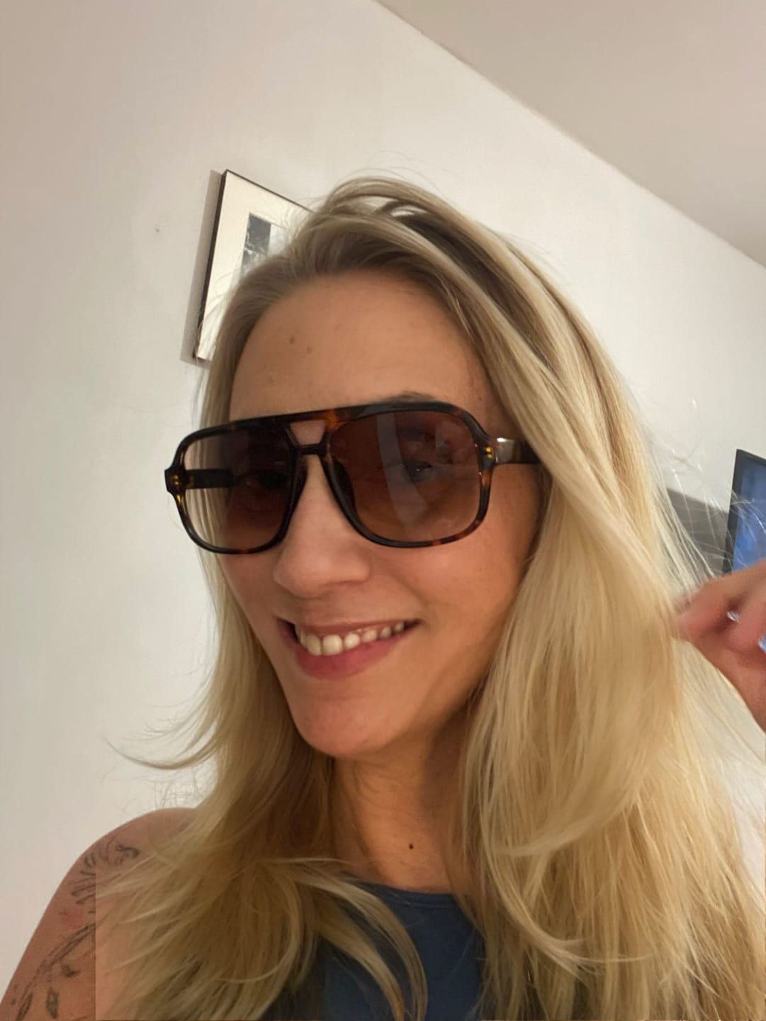 Customer photo review of Óculos Marino