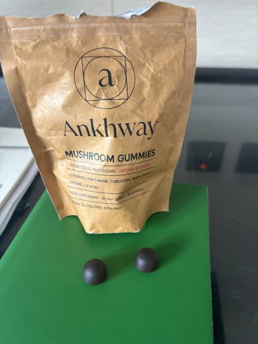 Customer photo review of Mushroom Gummies