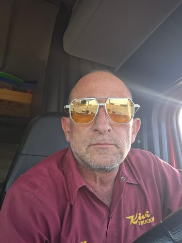 Customer photo review of Stallone | Magnetic Clip-on Eyeglasses Sunglasses | ZanyLen New Arrival 2025