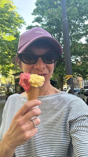 Customer photo review of WASHED HABIBI.