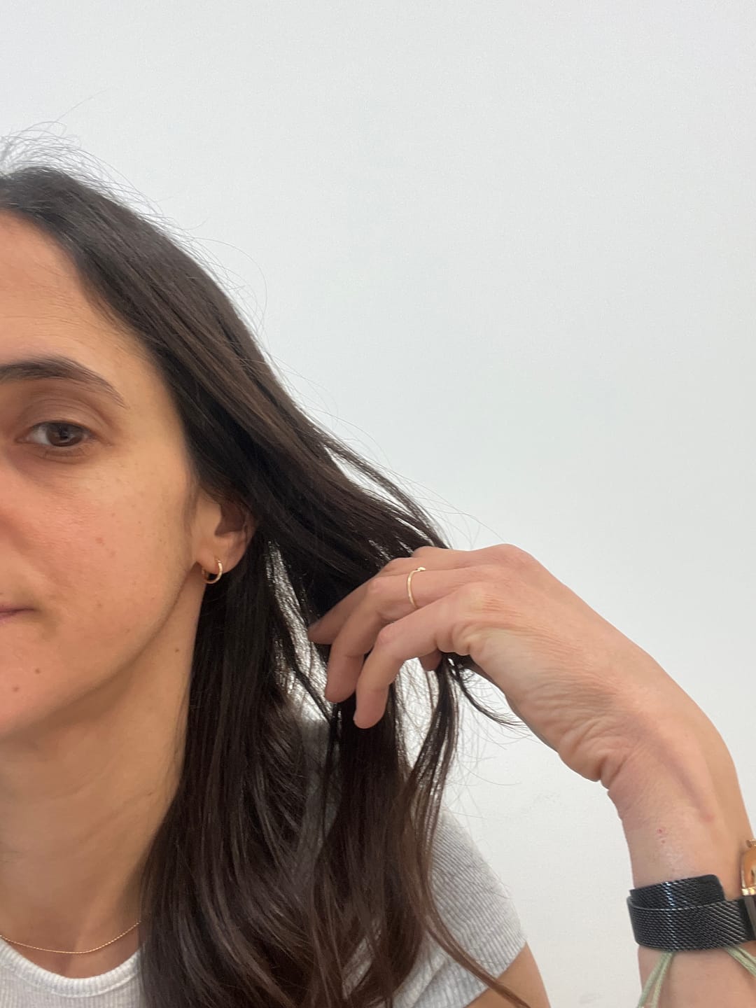 Customer photo review of עגיל חישוק ויטני