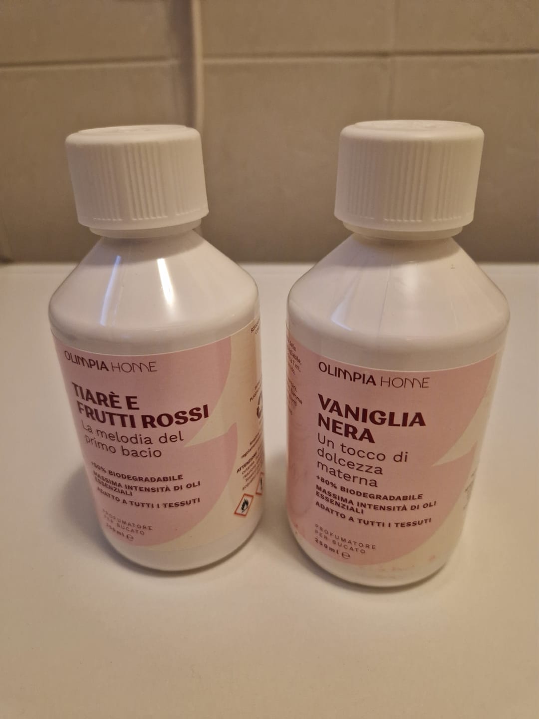 Customer photo review of Tiarè & Frutti Rossi - La Melodia del Primo Bacio