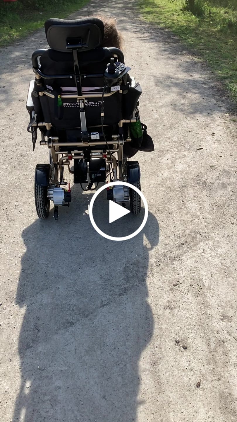 Customer video review of Wide-Seat Remote Control Auto Reclining Powerchair Freedom Elite AR