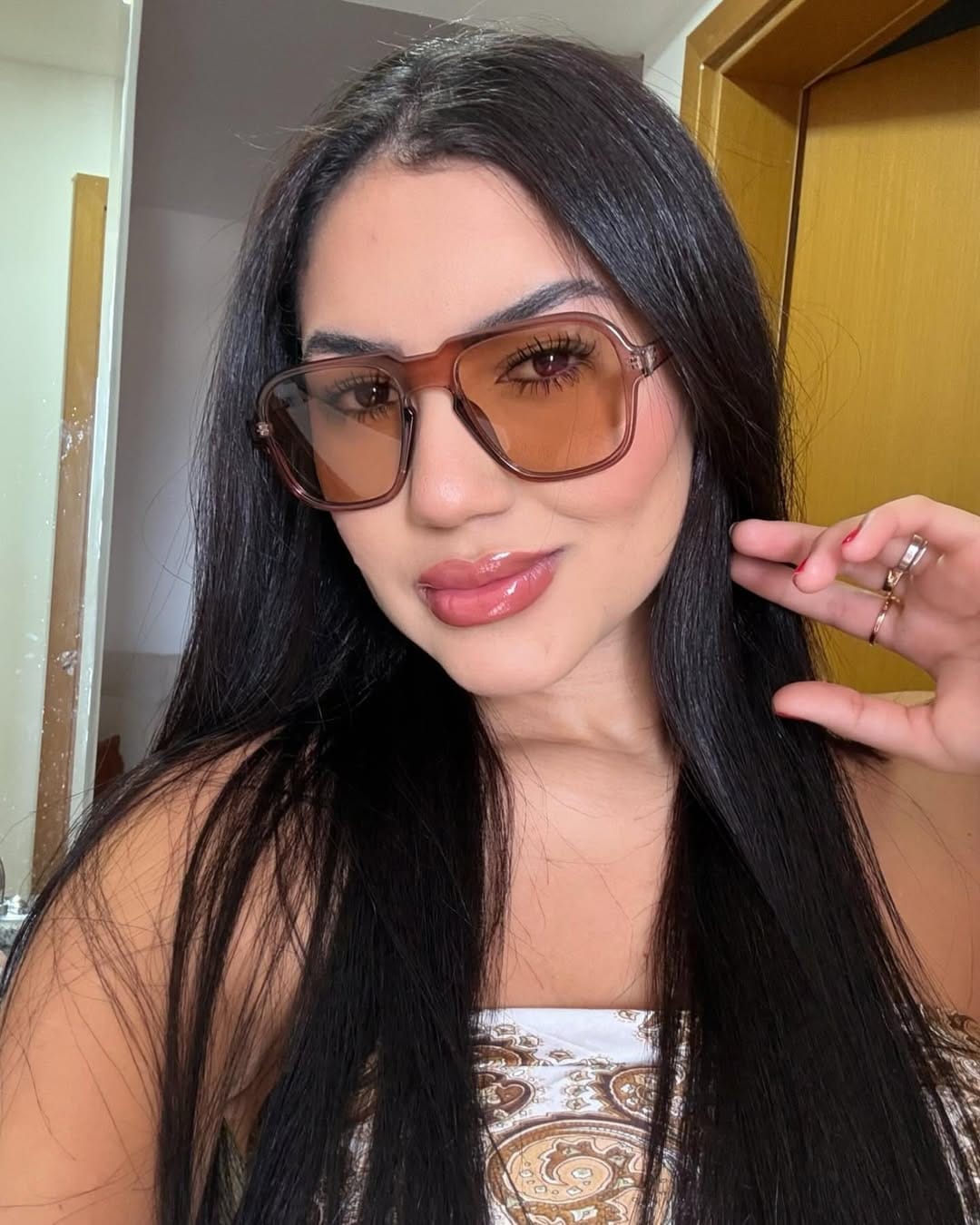 Customer photo review of Óculos Messina