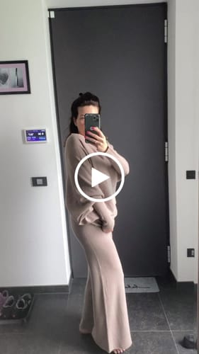 Customer video review of Relaxed Pants | Mocha