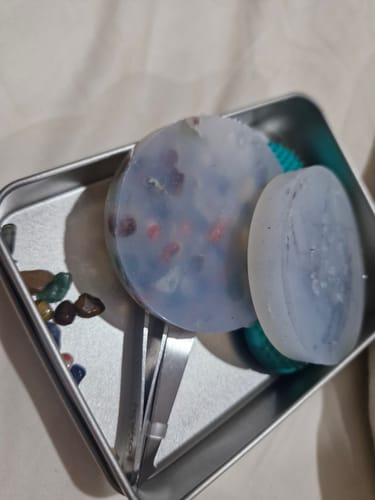 Customer photo review of Pick 'Em Starter Set - Kaiko Exclusive Picking, Popping & Hair Pulling Support Kit