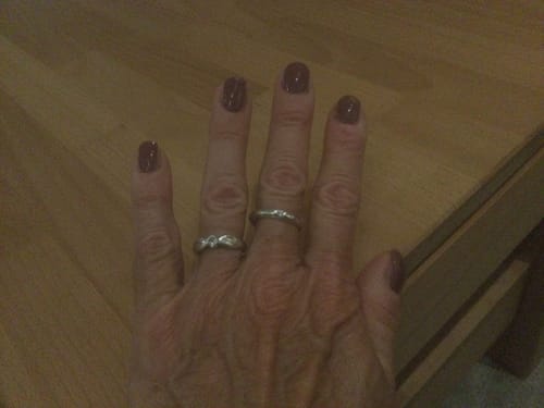 Birgit S. review of UV Gel: Berry Merlot image 1 out of 1