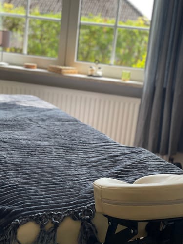 Customer photo review of Massageliege Klappbar Sofia Light | Kosmetikliege