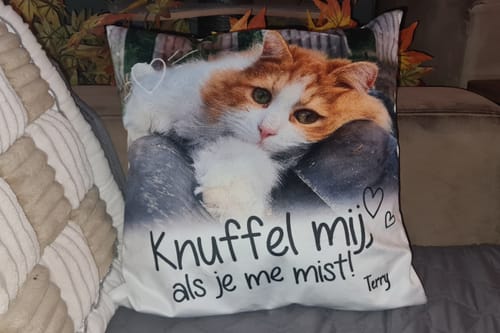 Customer photo review of Knuffel mij als je me mist - Gepersonaliseerde kussen