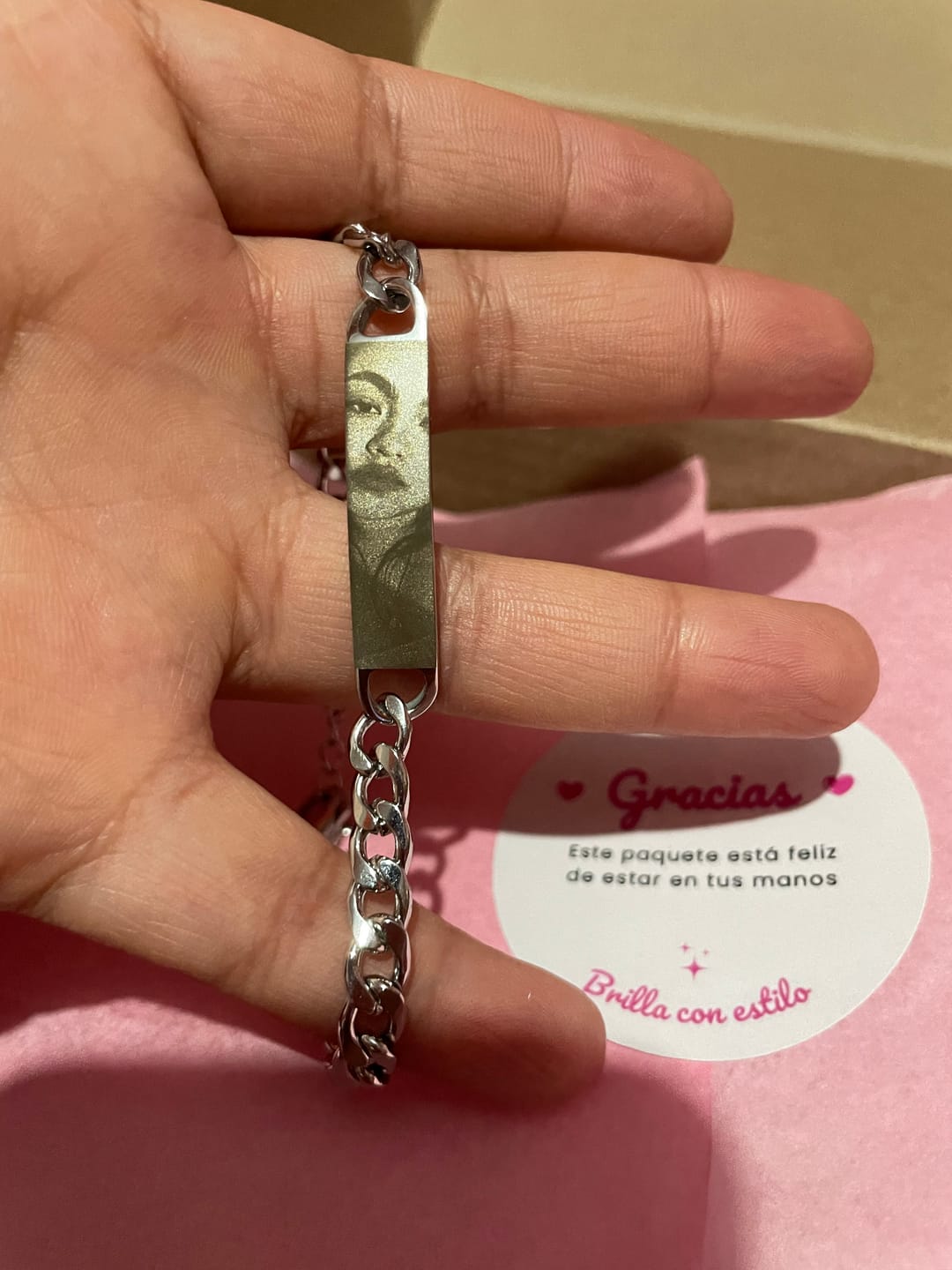 Customer photo review of Pulsera Eslabones Personalizada