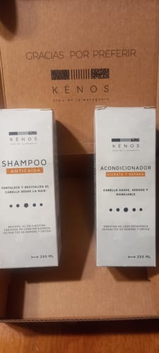 Customer photo review of Pack Shampoo Anticaída + Acondicionador