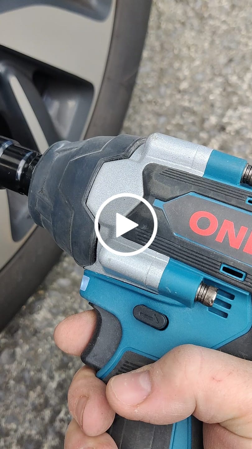 Customer video review of ONEVAN 1/2" 1800N·m Torque Brushless Cordless Impact Wrench | For Makita 18V Battery
