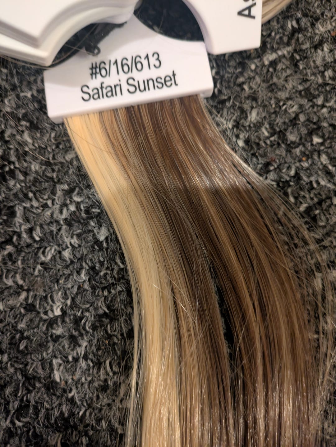 Customer photo review of Stranded Fibre Colour Sample #6/16/613 Safari Sunset