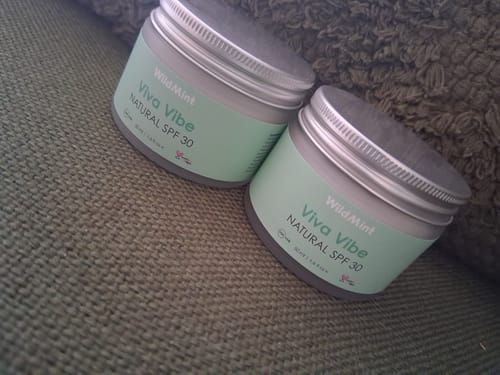 Customer photo review of Viva Vibe SPF 30