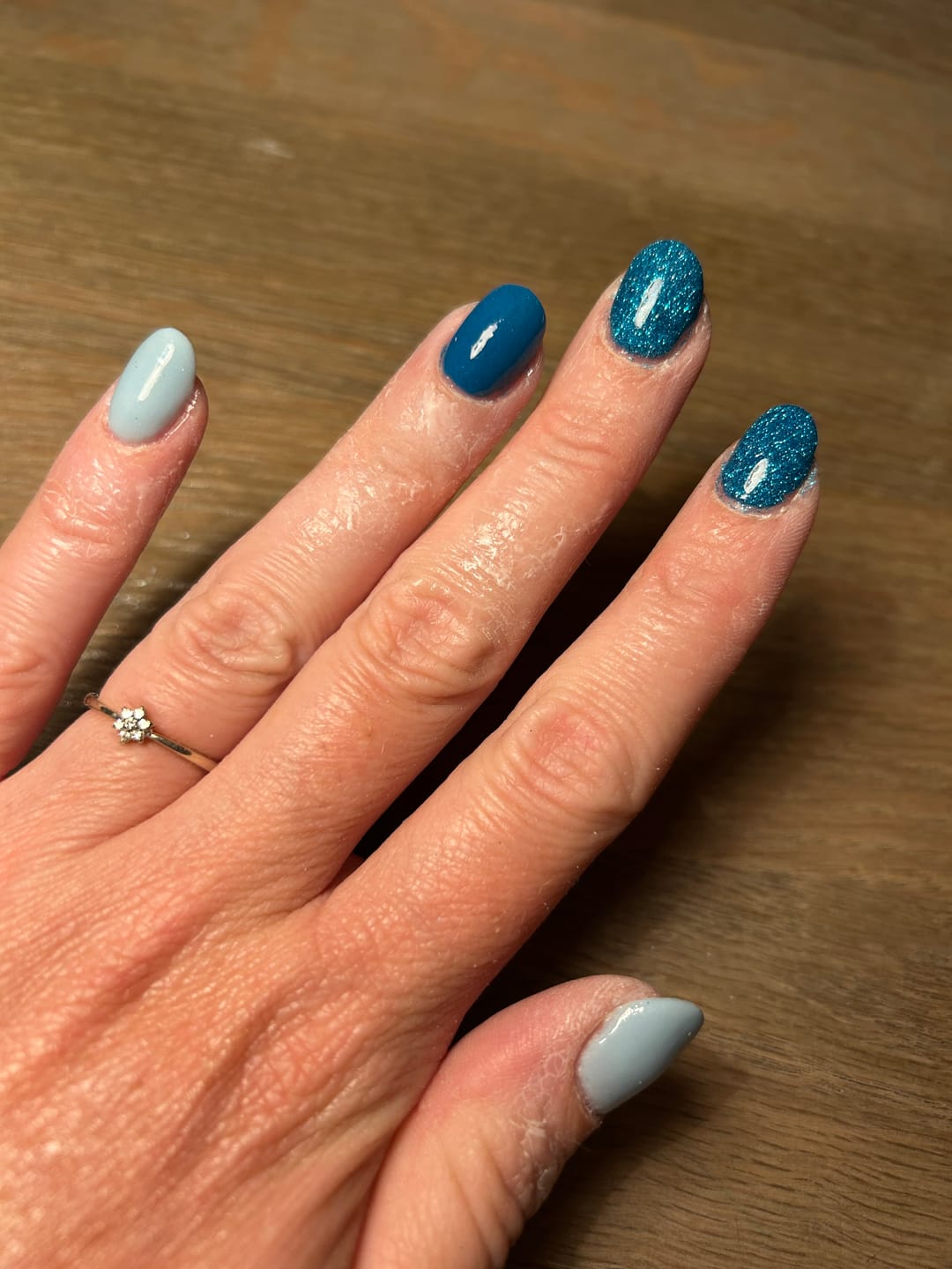 Customer photo review of Mint Mist Dipping Powder