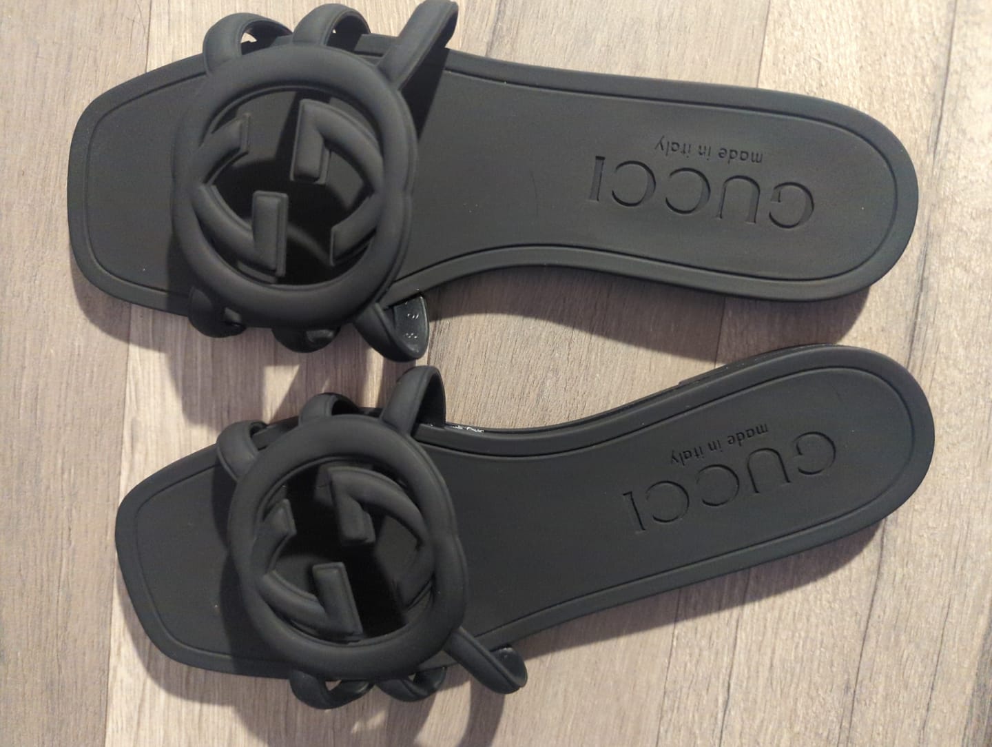 Customer photo review of Gail Sandals