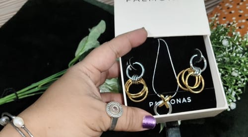 Customer photo review of Circle Of Love Chain Necklace