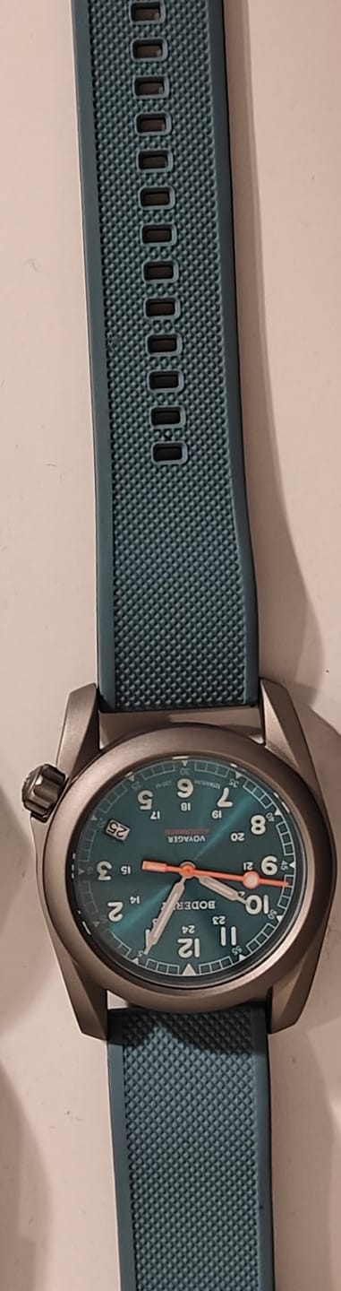 Customer photo review of VOYAGER - 100M Waterproof Titanium Automatic Field Watch | Peacock Green