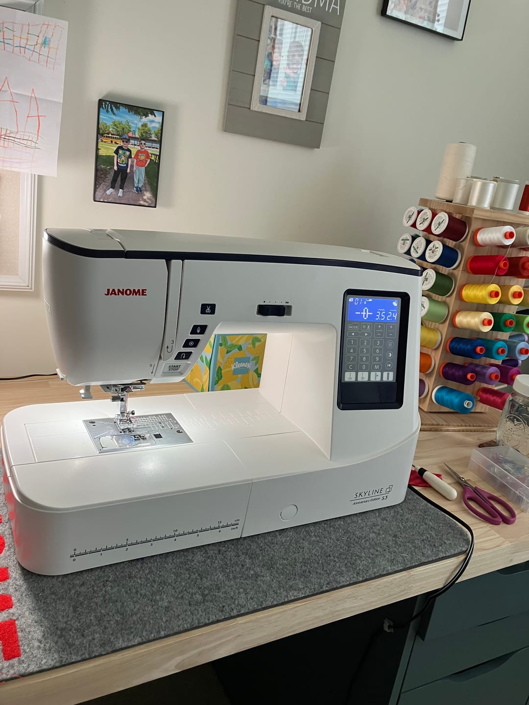 Customer photo review of Janome Skyline S3 Anniversary Edition Computerized Quilting Machine