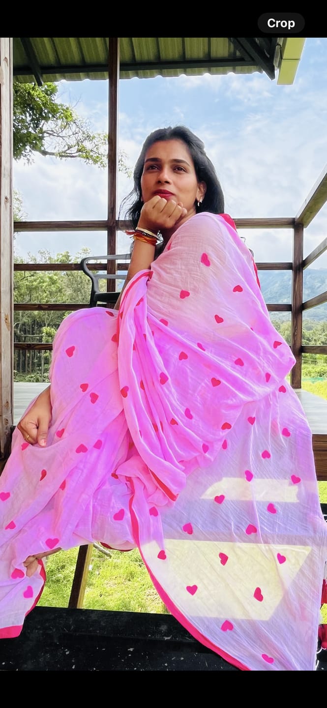 Customer photo review of Pink Love Mulmul Cotton Saree