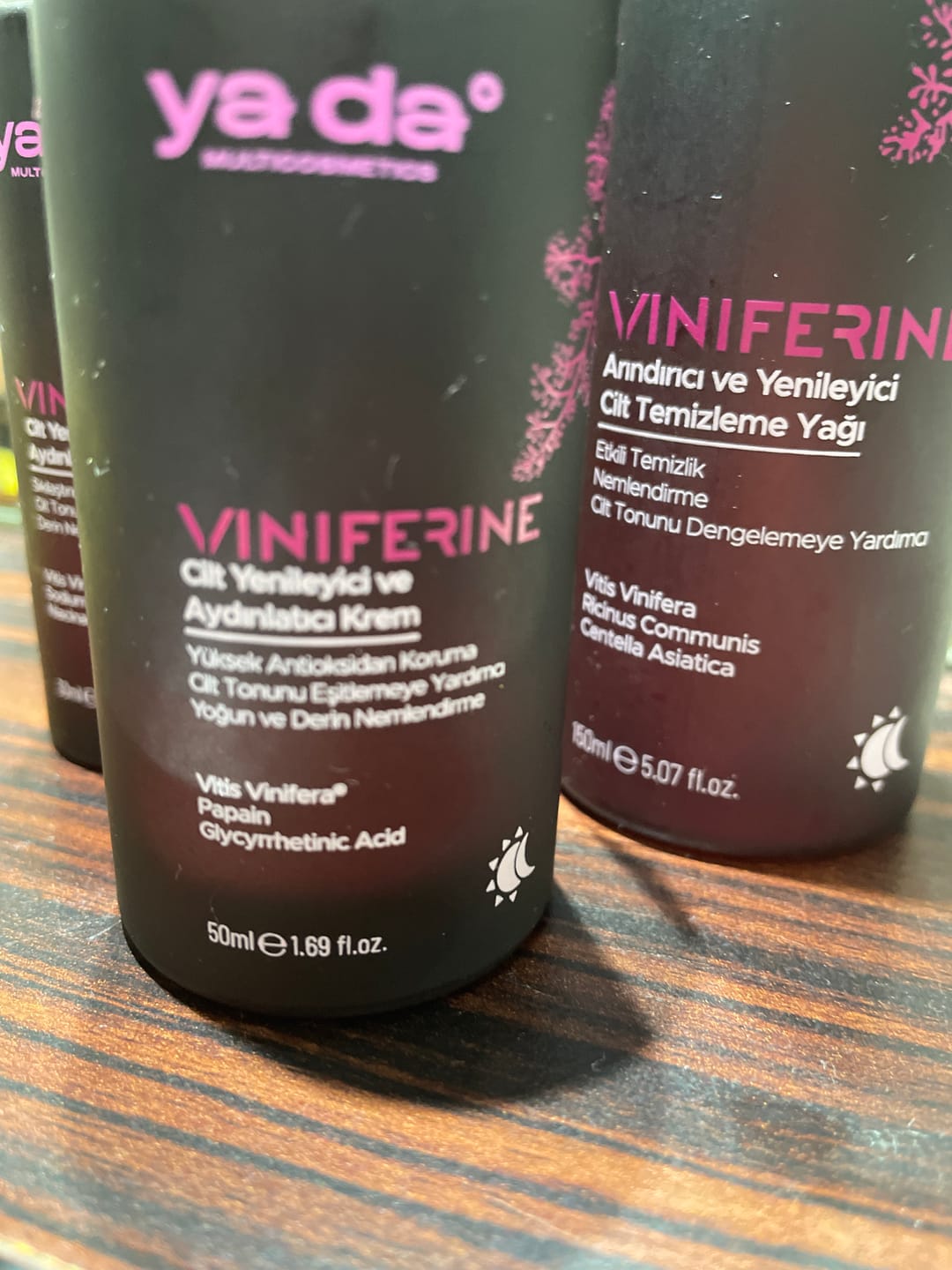 Customer photo review of Viniferine Cilt Yenileyici ve Aydınlatıcı Krem