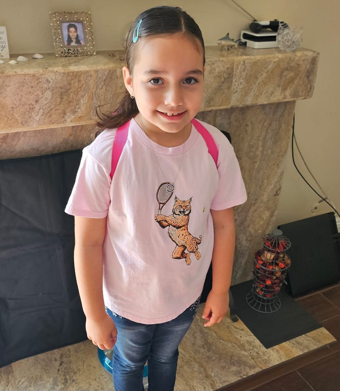 Customer photo review of Tennis Lynx T-Shirt