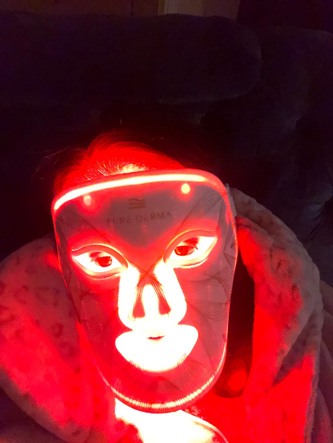 Customer photo review of LED Light Therapy Face Mask