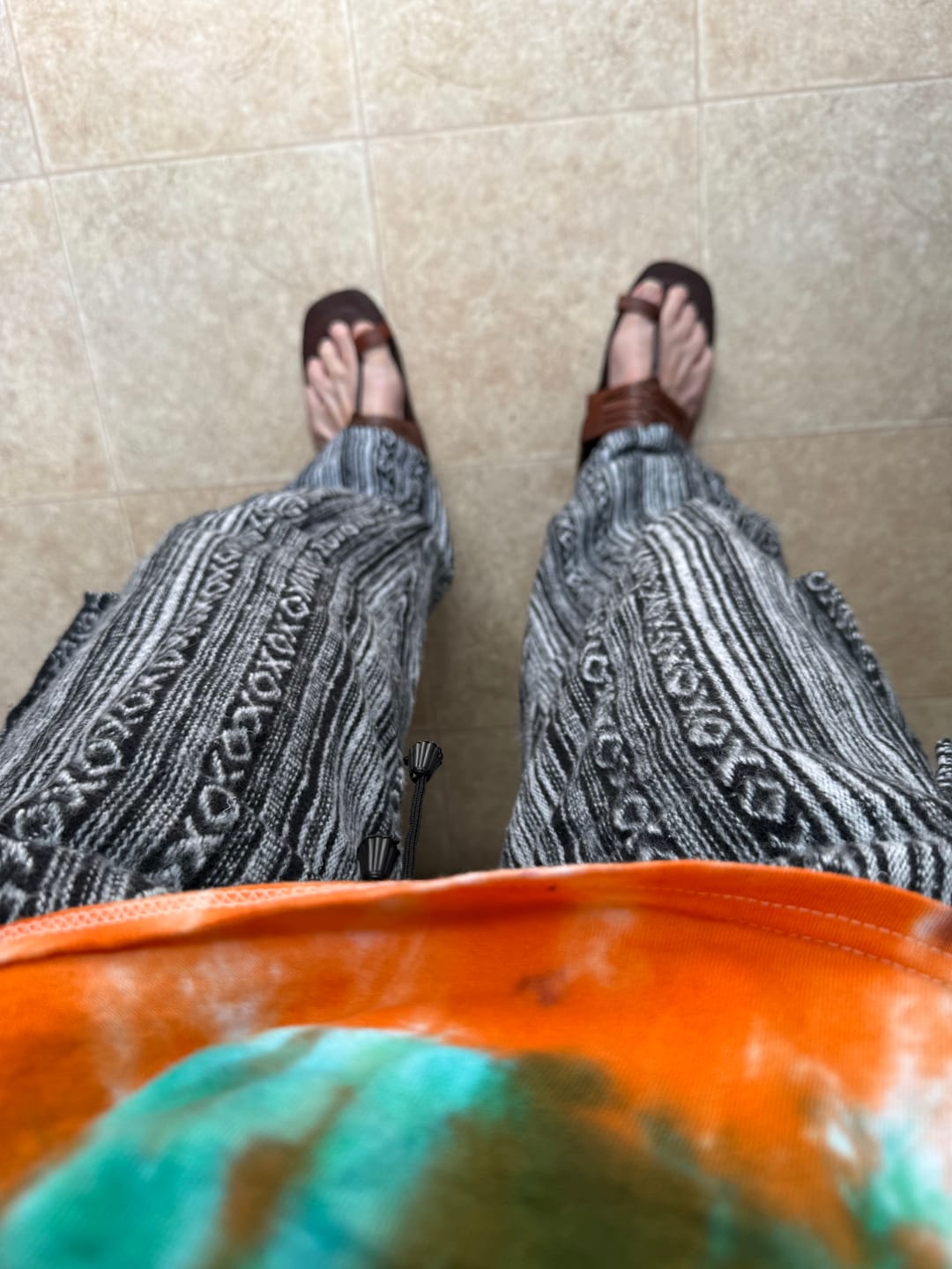 Customer photo review of Woven Cotton Cargo Pants