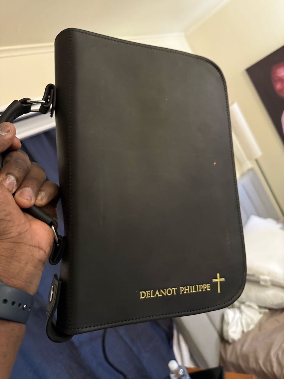 Customer photo review of Zippered Bible Cover