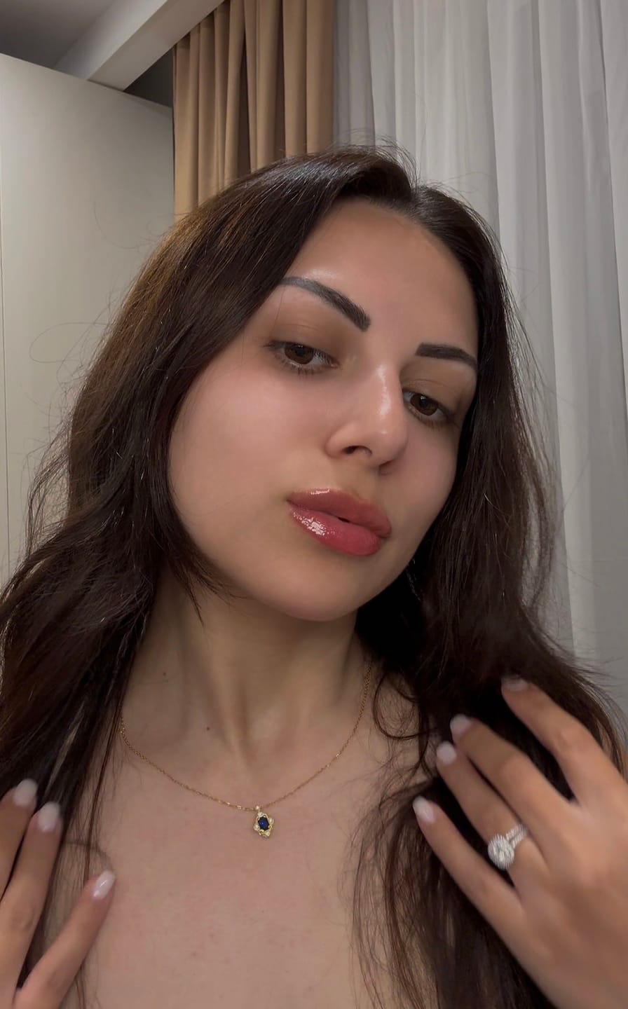 Customer photo review of Louisa Sapphire Necklace