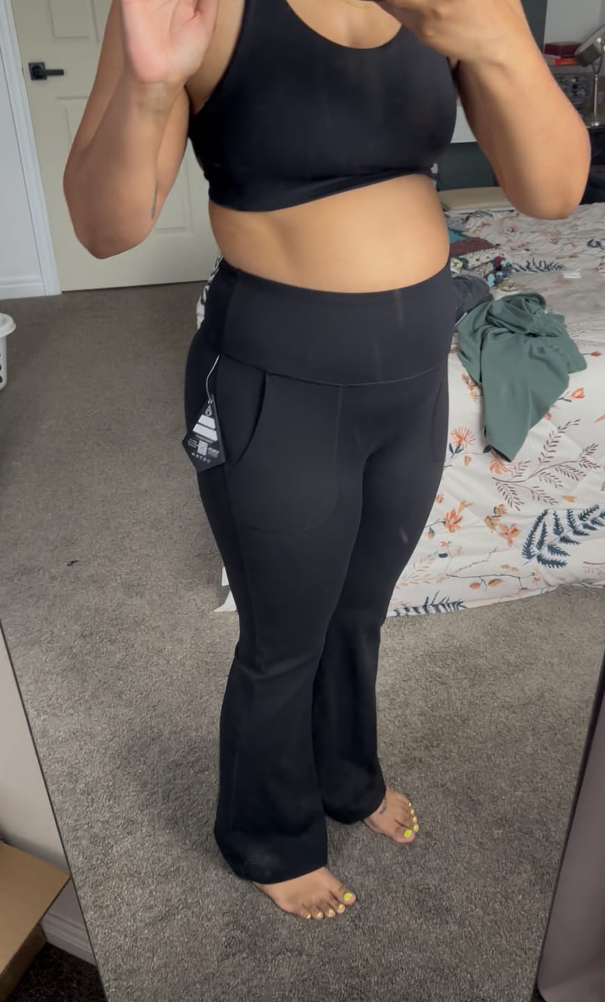 Customer photo review of MixUp Flared Leggings