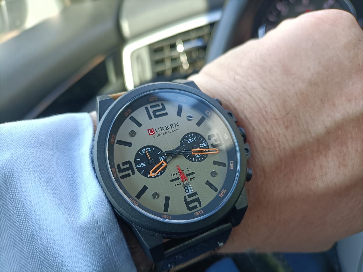 Customer photo review of Curren Sofia® orologio uomo pelle