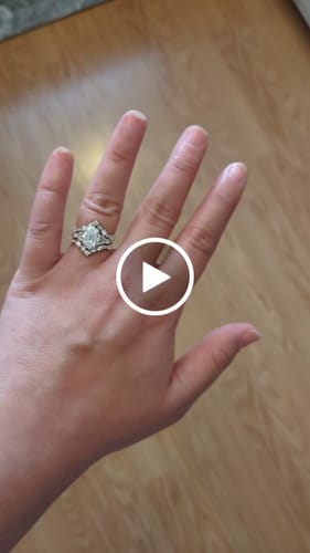 Customer video review of Halo Wishbone Emerald Cut CZ Ring Set in Sterling Silver