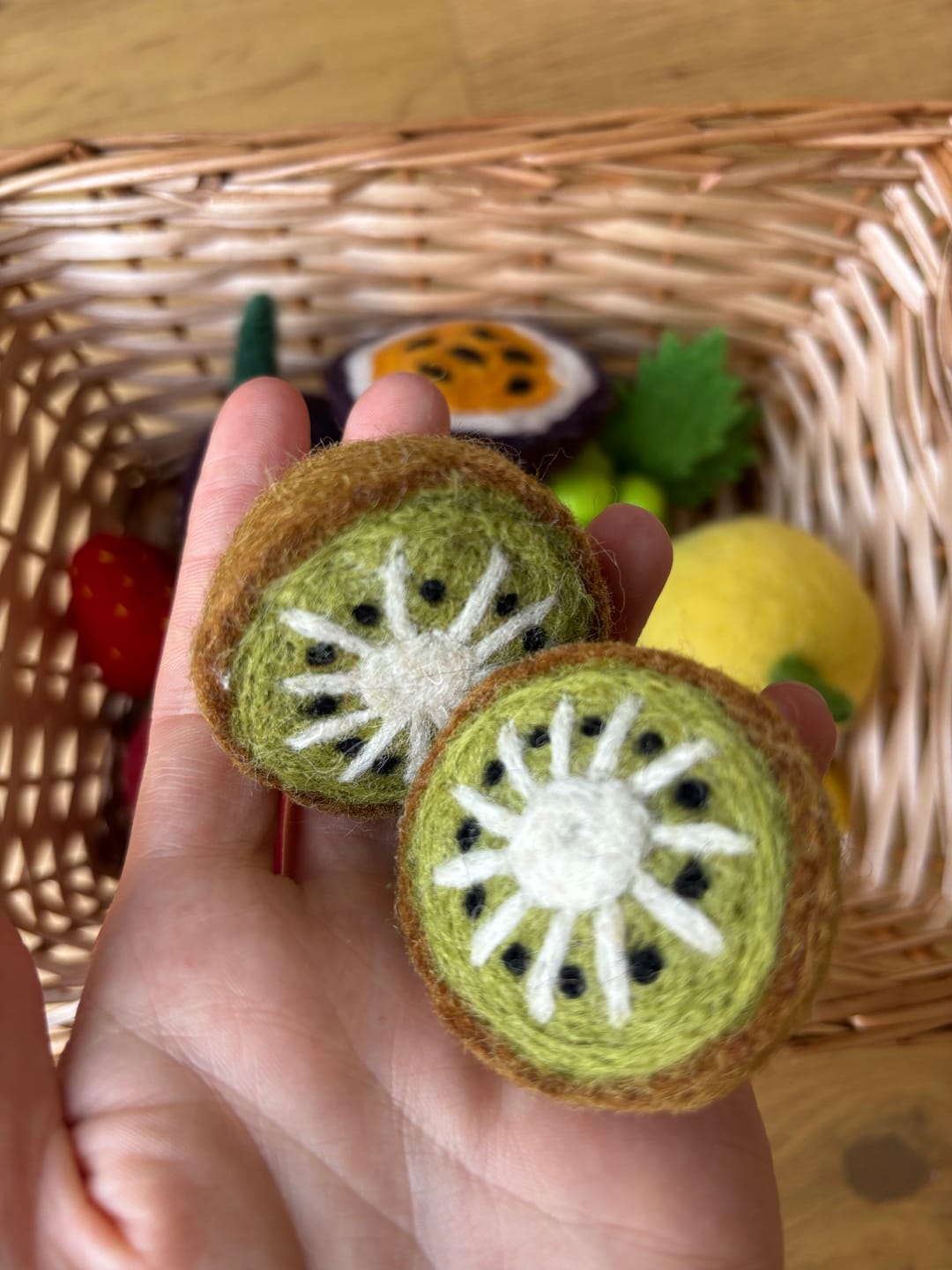 Customer photo review of Felt Kiwi (Set)
