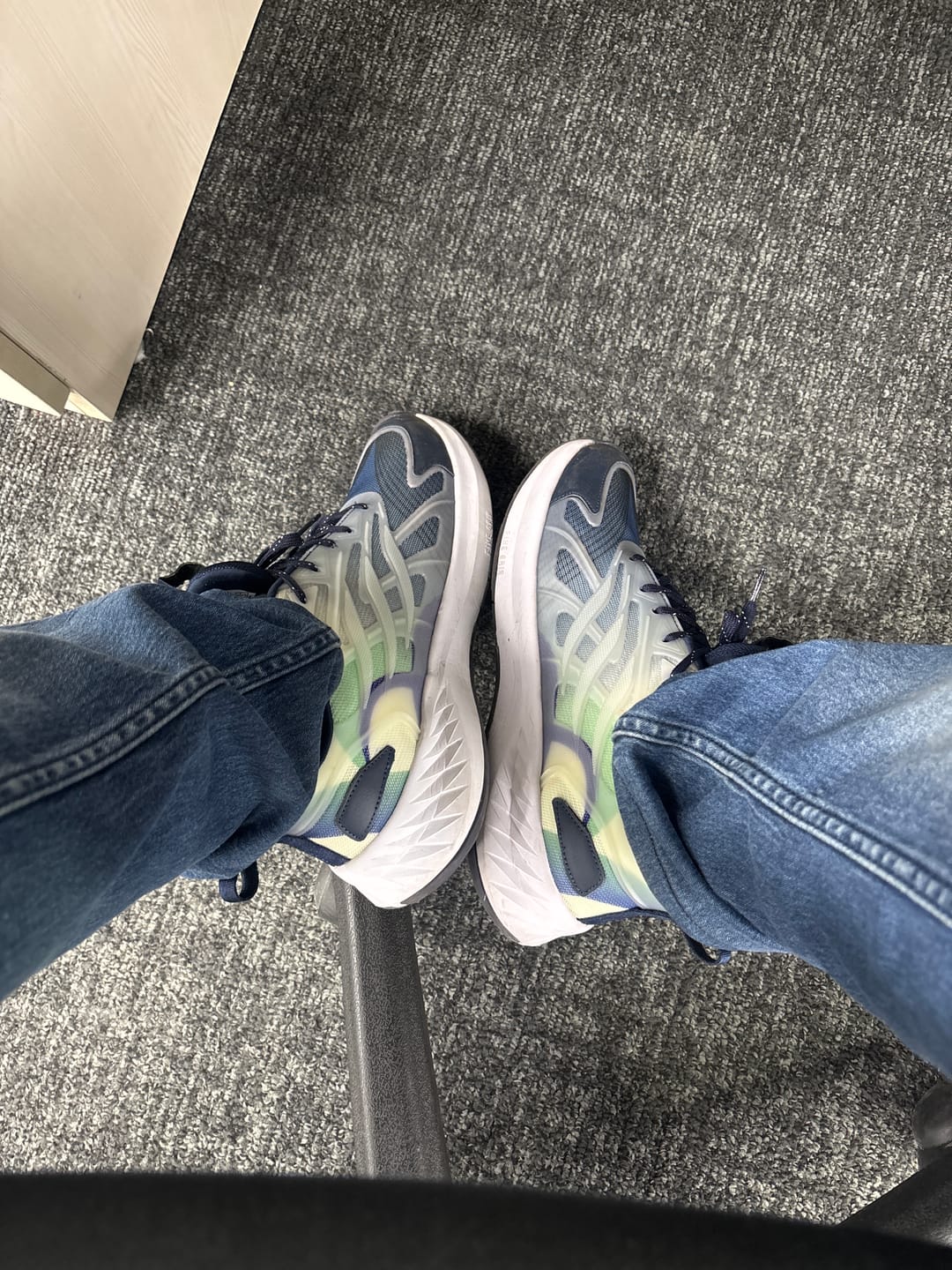 Customer photo review of Bacca Bucci HELIX Men's Low-Top Casual Athleisure Shoes