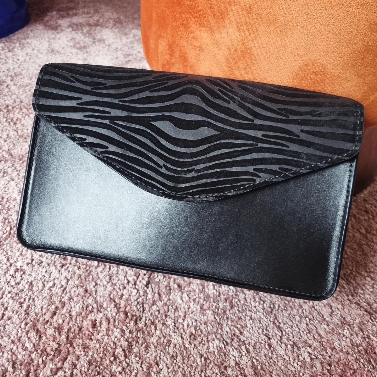 Customer photo review of DIY-Box: The Ultimate Crossbody