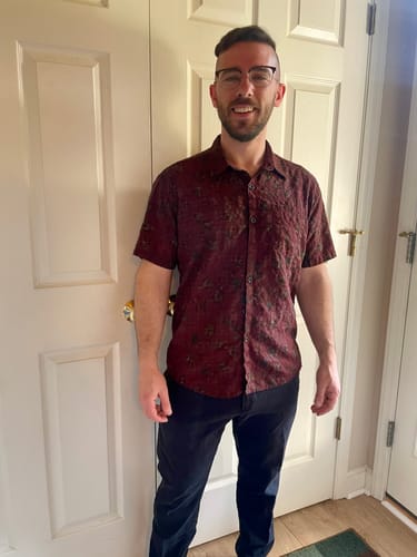 Customer photo review of Men's Boho Retro Floral Print Summer Shirt