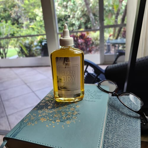 Customer photo review of GLAZE | Dry Oil Blend for Body