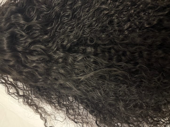 Customer photo review of MORE FACE 360 Glueless Wig Water Wave Invisi Drawstring Wear And Go Wig Quick Install Pre-Bleached And Pre-Cut HD Lace Human Hair Wigs Beginner Friendly