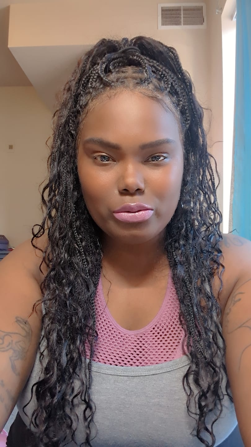 Customer photo review of 24" Swiss HD Full Lace Lightweight Human Hair Curls Boho Box Braided Wig