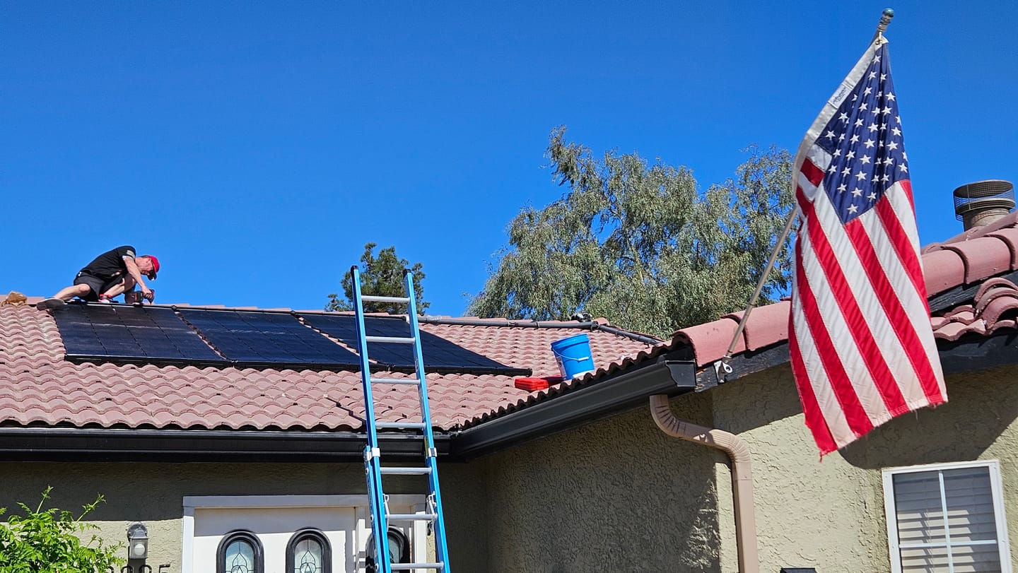 Customer photo review of SwimJoy Industrial Grade DIY Solar Pool Heater Kit - Advanced High-Wind Mounting System - Lifetime Ltd. Warranty