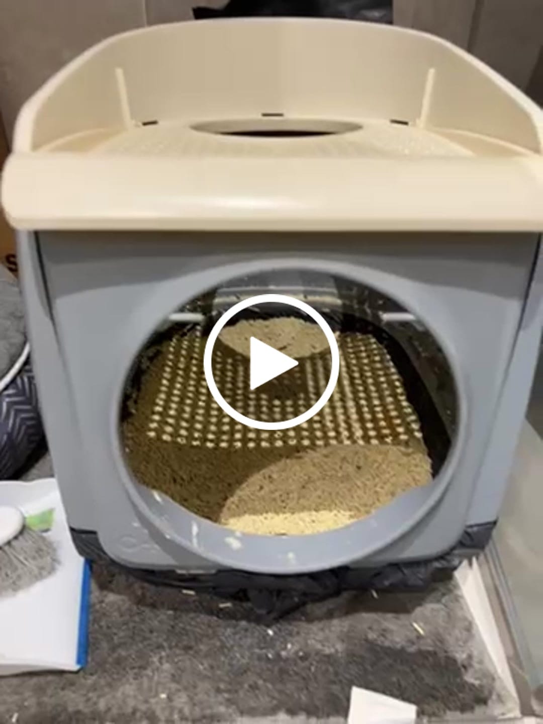Customer video review of Michu Premium Mixed Tofu Cat Litter Pro Gen2 6L- Superb in Flushable, Eco-Friendly & Odour-Control