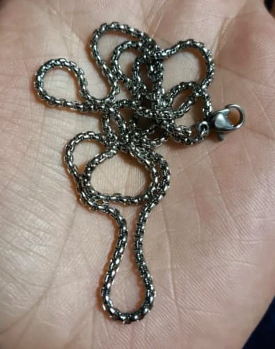 Customer photo review of Minimal Silver Box Chain - Necklace